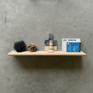 Zwevende eiken wandplank - Facetrand